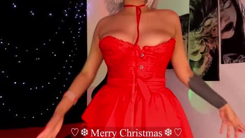 Snapshot of poison_willow chatting on 12-24-24, 05:44 Willow                      Hours 12pm to 630pm Colombian time FRIDAY AND SUNDAY FREE DAYS online show from 12-24-24, 05:44