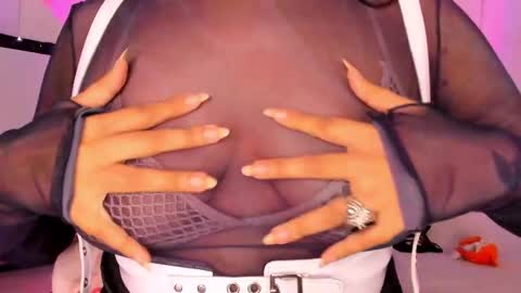 Snapshot of poison_willow chatting on 01-03-25, 08:22 Willow                      Hours 12pm to 630pm Colombian time FRIDAY AND SUNDAY FREE DAYS online show from 01-03-25, 08:22