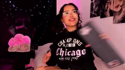 Snapshot of poison_willow chatting on 01-08-25, 05:59 Willow                      Hours 12pm to 630pm Colombian time FRIDAY AND SUNDAY FREE DAYS online show from 01-08-25, 05:59