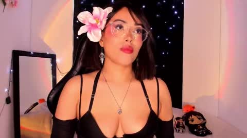 Snapshot of poison_willow chatting on 01-09-25, 06:15 Willow                      Hours 12pm to 630pm Colombian time FRIDAY AND SUNDAY FREE DAYS online show from 01-09-25, 06:15