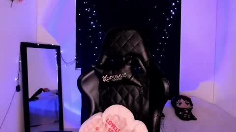 Snapshot of poison_willow chatting on 01-12-25, 08:14 Willow                      Hours 12pm to 630pm Colombian time FRIDAY AND SUNDAY FREE DAYS online show from 01-12-25, 08:14