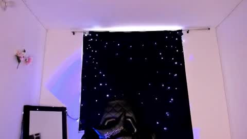 Snapshot of poison_willow chatting on 02-10-25, 06:45 Willow                      Hours 12pm to 630pm Colombian time FRIDAY AND SUNDAY FREE DAYS online show from 02-10-25, 06:45