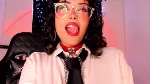 Snapshot of poison_willow chatting on 03-01-25, 05:49 Willow                      Hours 12pm to 630pm Colombian time FRIDAY AND SUNDAY FREE DAYS online show from 03-01-25, 05:49