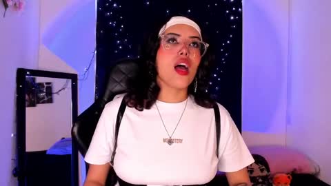 Snapshot of poison_willow chatting on 03-04-25, 06:29 Willow                      Hours 12pm to 630pm Colombian time FRIDAY AND SUNDAY FREE DAYS online show from 03-04-25, 06:29