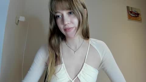 Snapshot of polihoney chatting on 02-28-26, 05:14 Polina online show from 02-28-26, 05:14