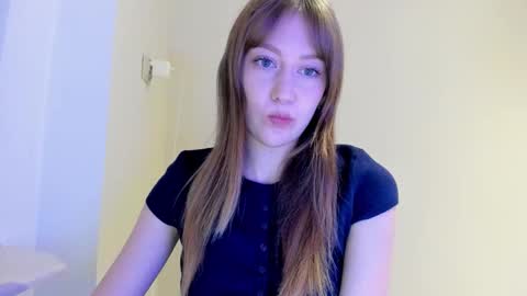Snapshot of polihoney chatting on 03-17-26, 07:17 Polina online show from 03-17-26, 07:17