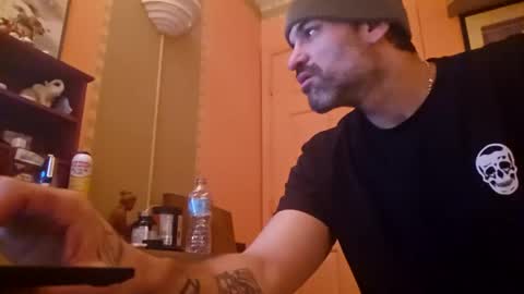 Snapshot of polishrifle3 chatting on 01-09-25, 03:34 jaws online show from 01-09-25, 03:34
