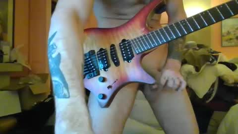 Snapshot of polishrifle3 chatting on 02-20-25, 03:01 jaws online show from 02-20-25, 03:01