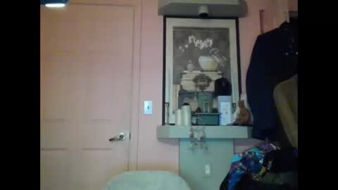 Snapshot of polishrifle3 chatting on 09-24-25, 03:54 jaws online show from 09-24-25, 03:54