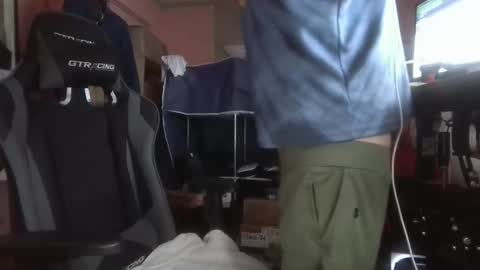 Snapshot of polishrifle3 chatting on 12-02-25, 09:32 jaws online show from 12-02-25, 09:32