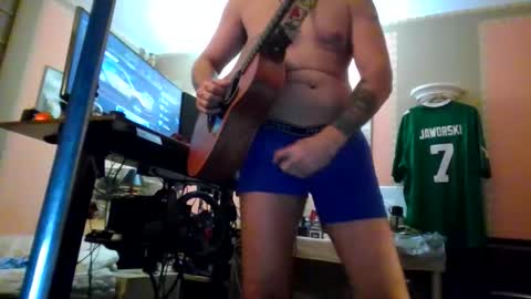 Snapshot of polishrifle3 chatting on 01-07-26, 07:00 jaws online show from 01-07-26, 07:00