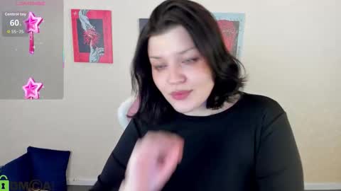 Snapshot of polly__mayer chatting on 11-30-25, 05:22 Polly online show from 11-30-25, 05:22