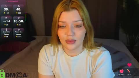 Polly online show from 03-04-26, 01:33