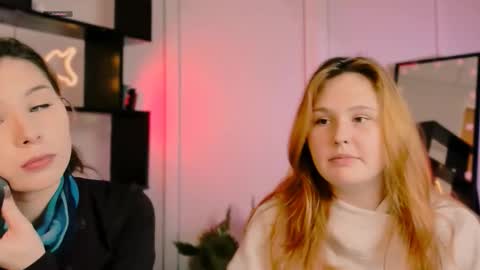 polly_cute1 online show from 02-26-26, 12:48