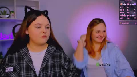 polly_cute1 online show from 03-23-26, 07:29