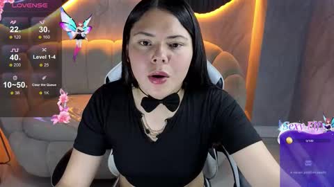 Snapshot of polly_tx chatting on 12-14-25, 03:12 Online 2200 to 600 online show from 12-14-25, 03:12