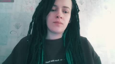 Snapshot of polly_wow chatting on 12-16-25, 10:20 Polly online show from 12-16-25, 10:20