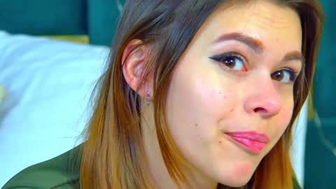 Snapshot of pollylanders chatting on 12-26-24, 09:58 Polly online show from 12-26-24, 09:58