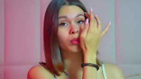 Snapshot of pollylanders chatting on 10-19-25, 06:41 Polly online show from 10-19-25, 06:41