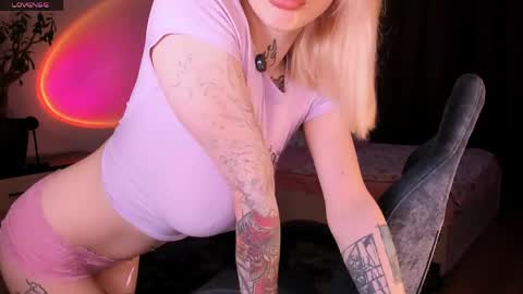 Megan.online  online show from 04-24-26, 02:52