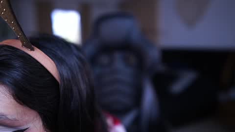 Snapshot of polvodeestrellas_ chatting on 12-23-24, 09:18 - Help me Reach 100 thumbs up online show from 12-23-24, 09:18