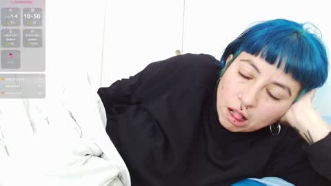 Poly online show from 02-03-26, 04:56