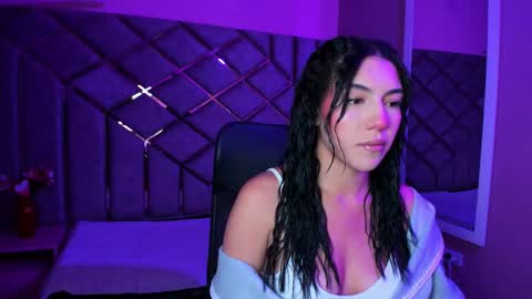 poly sasha  online show from 12-02-25, 03:34