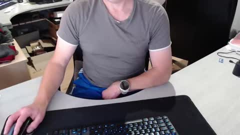 Snapshot of poodledude chatting on 11-18-25, 01:37 Dave online show from 11-18-25, 01:37