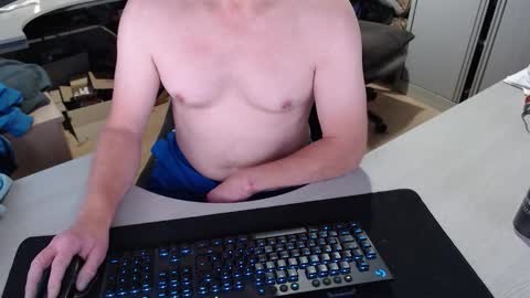 Snapshot of poodledude chatting on 11-22-25, 03:00 Dave online show from 11-22-25, 03:00