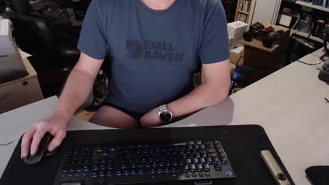 Snapshot of poodledude chatting on 03-01-26, 05:26 Dave online show from 03-01-26, 05:26