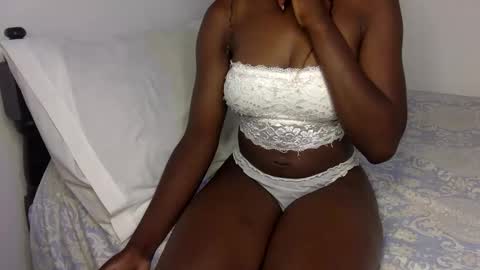 Snapshot of pookietalie23 chatting on 04-30-26, 02:18 pookie online show from 04-30-26, 02:18