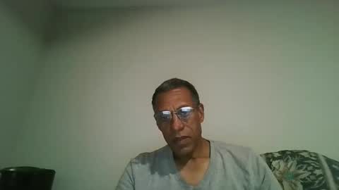 Snapshot of poolguy2496 chatting on 10-04-25, 01:36 poolguy2496 online show from 10-04-25, 01:36