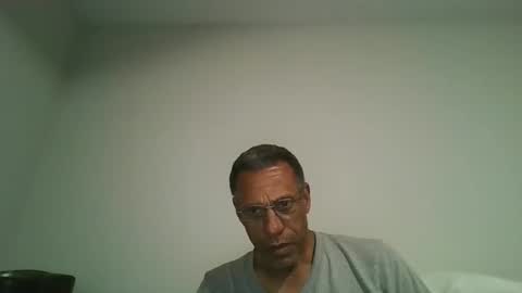 Snapshot of poolguy2496 chatting on 10-09-25, 01:58 poolguy2496 online show from 10-09-25, 01:58