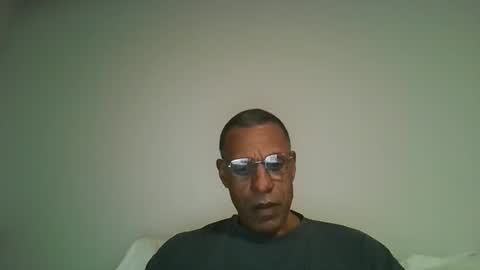 poolguy2496 online show from 12-15-25, 03:11