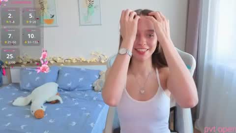 Snapshot of poopl_000 chatting on 07-10-26, 05:12 Cindy online show from 07-10-26, 05:12