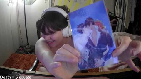 Snapshot of popaspuppy chatting on 02-04-25, 02:07 Puppy online show from 02-04-25, 02:07