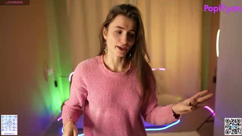 Snapshot of popityan chatting on 12-03-25, 05:04 Louise see you on December 1 at 2200 UTC3 online show from 12-03-25, 05:04