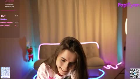 Snapshot of popityan chatting on 12-04-25, 06:12 Louise see you on December 1 at 2200 UTC3 online show from 12-04-25, 06:12