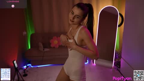 Louise  see you on December 1  at 2200 UTC3 online show from 03-27-26, 05:57