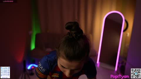 Louise  see you on December 1  at 2200 UTC3 online show from 04-06-26, 04:57