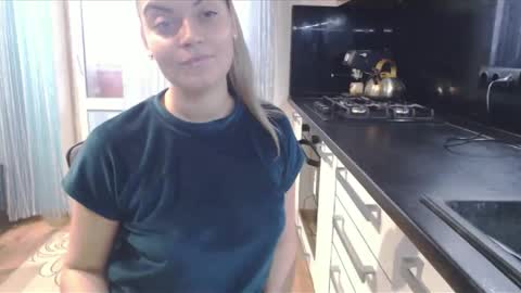 popkornmolli online show from 11-10-25, 01:32