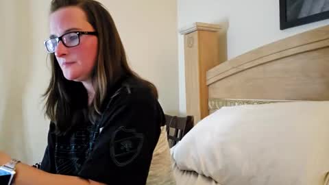 Poptartt online show from 12-09-24, 03:29