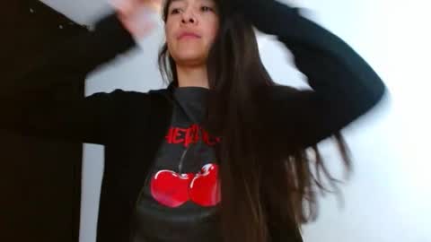 Snapshot of porcelainlux chatting on 02-09-26, 12:47 porcelainlux online show from 02-09-26, 12:47