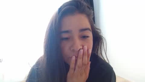 Snapshot of porcelainlux chatting on 02-14-26, 08:38 porcelainlux online show from 02-14-26, 08:38