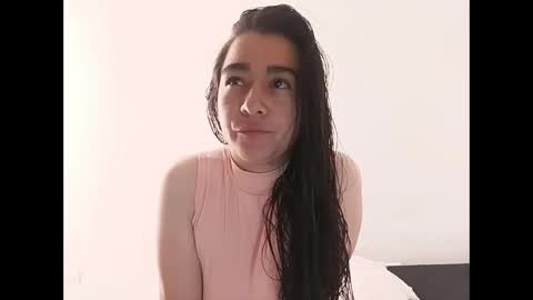 Snapshot of porcelainlux chatting on 02-21-26, 09:16 porcelainlux online show from 02-21-26, 09:16