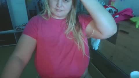 MelissOfficial online show from 04-10-26, 09:41