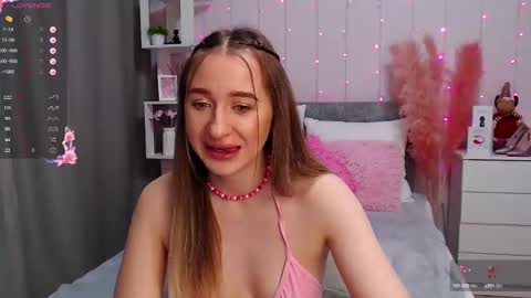 Snapshot of pornogirlx chatting on 01-19-25, 06:32 Masha  online show from 01-19-25, 06:32