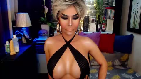 DivaGray online show from 02-02-26, 10:19