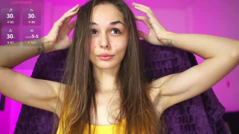    online show from 12-18-25, 10:27