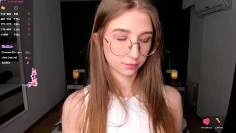 Elizabeth online show from 02-21-26, 07:04